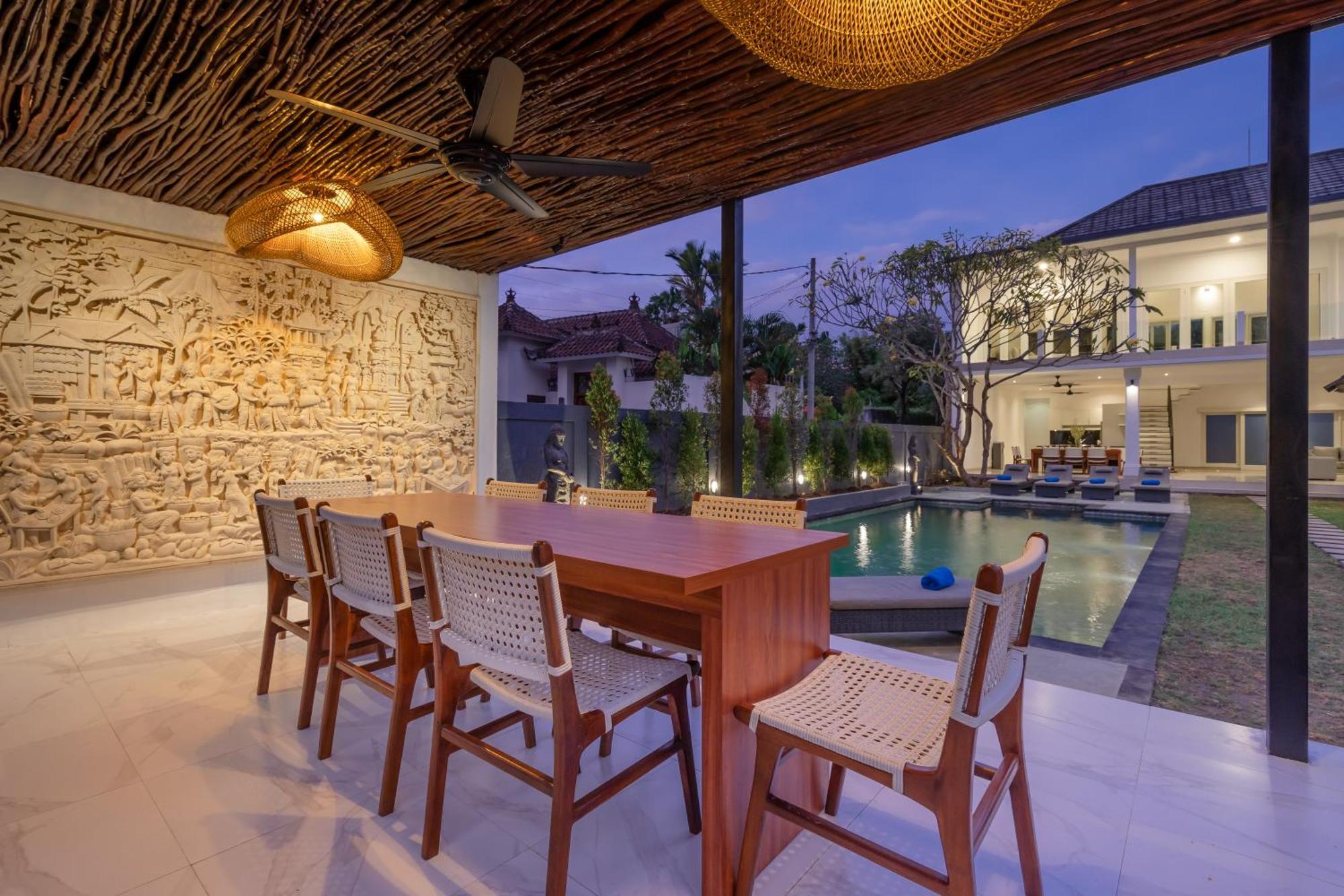 Olivia Estate Villa *