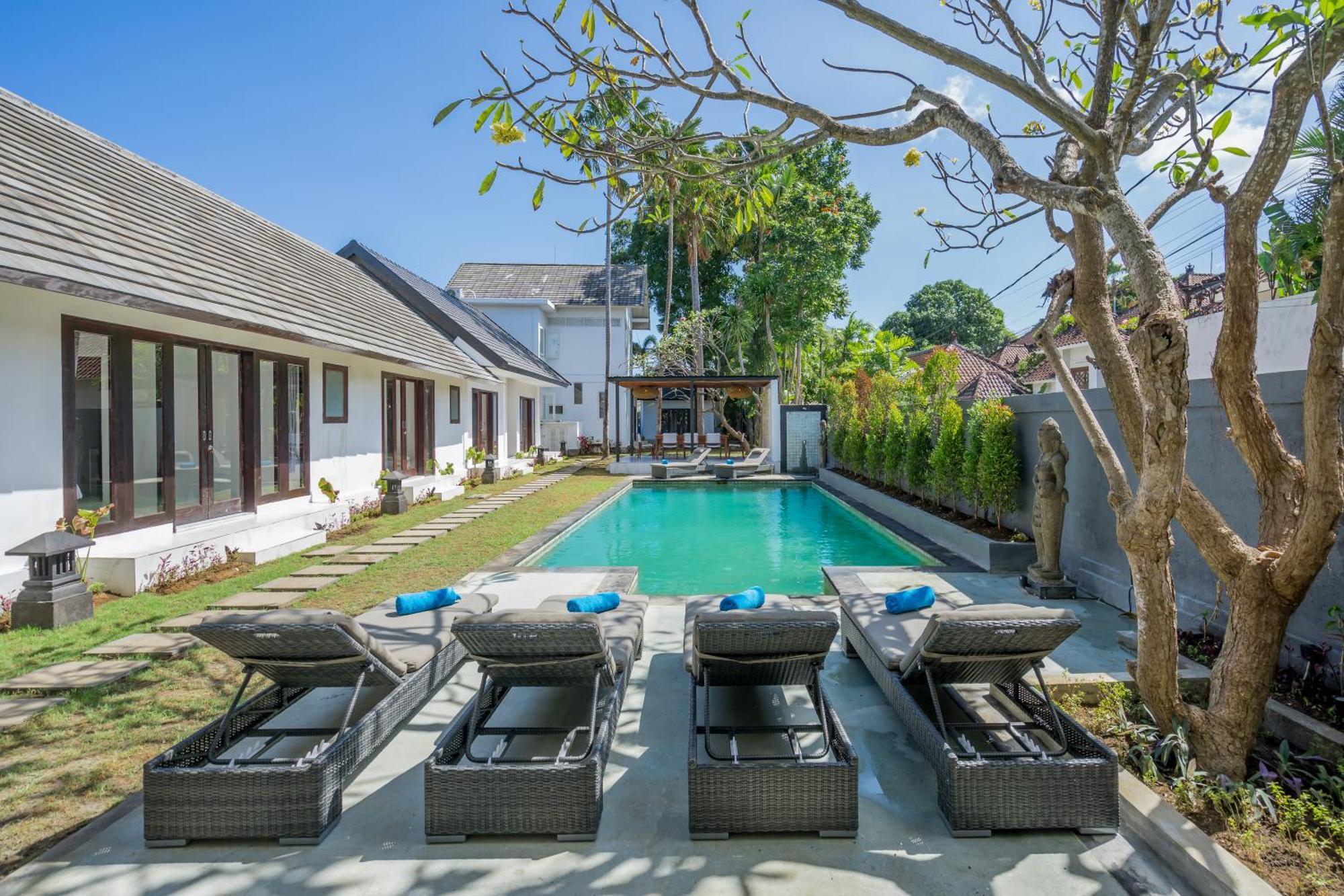 Villa Olivia Estate *